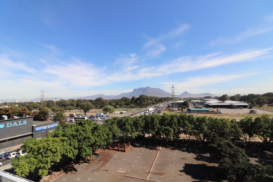 1 Bedroom Property for Sale in Townsend Estate Western Cape